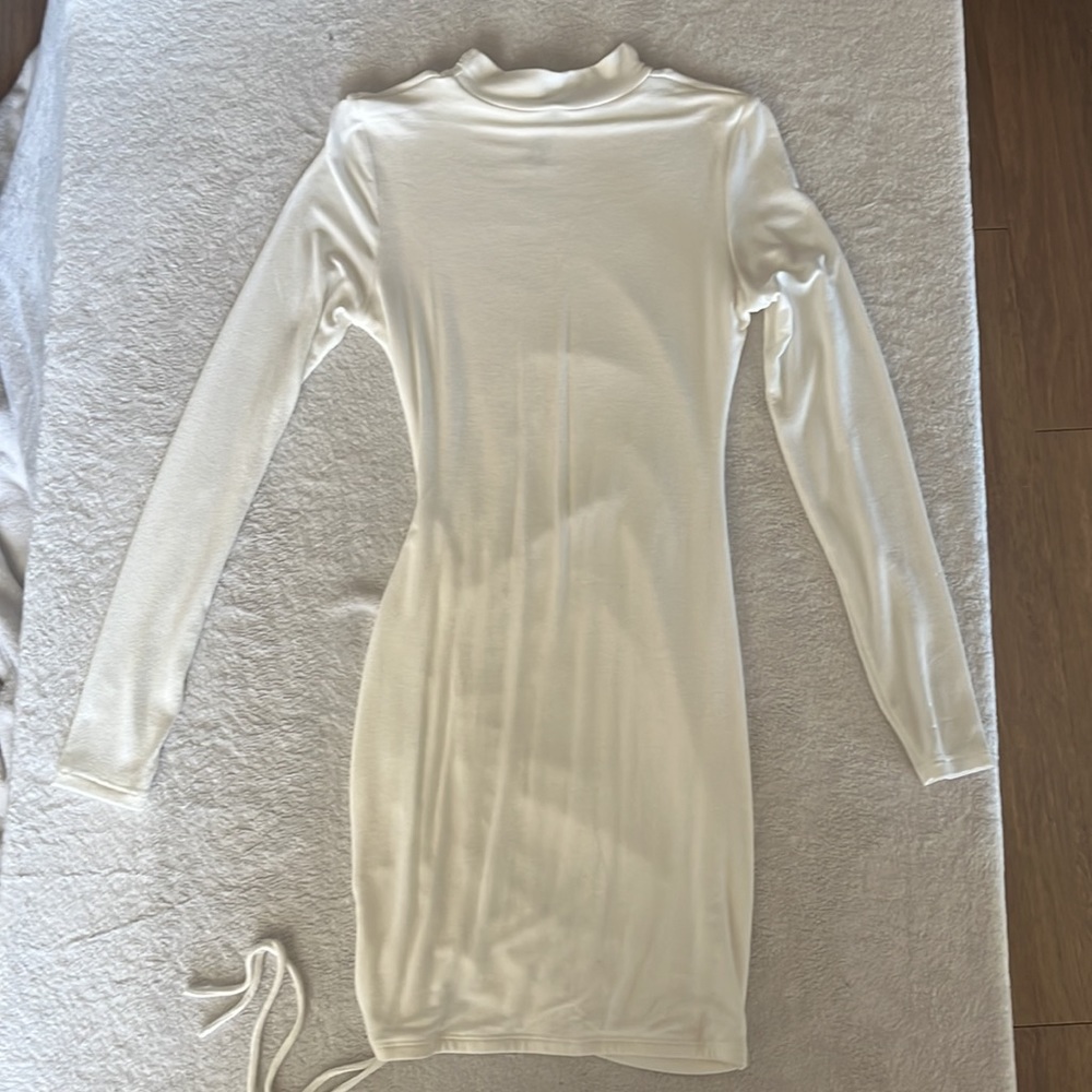 Dress - Picture 2 of 3